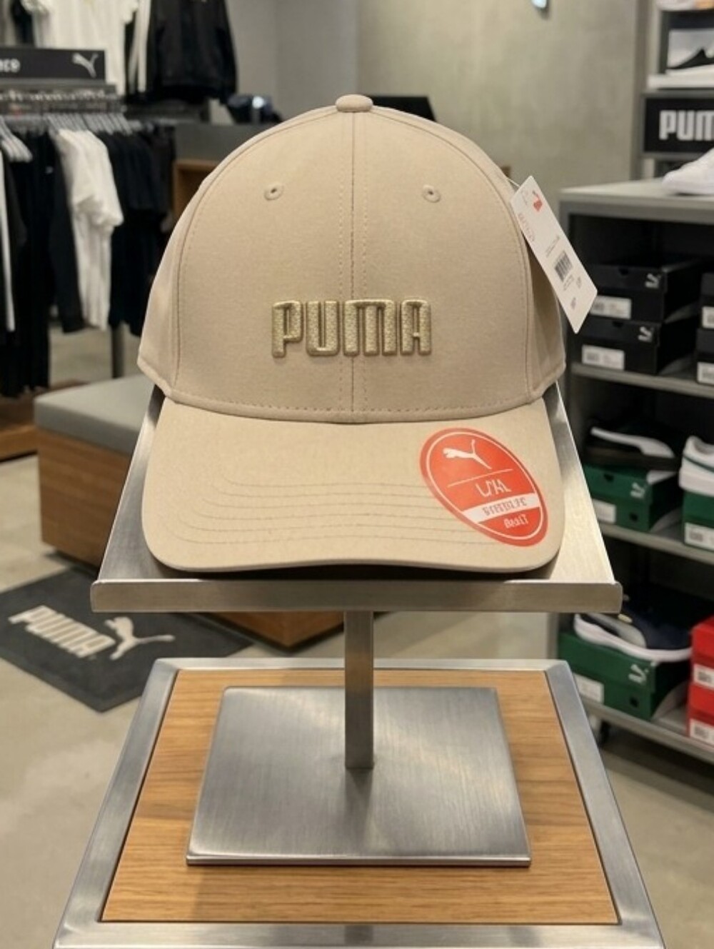 Puma Embroidered Logo Baseball Cap - NWT - Picture 7 of 7